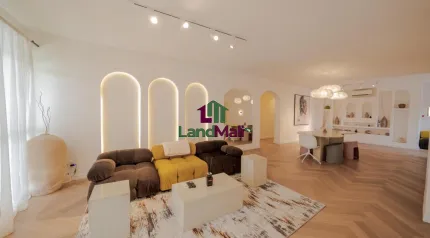 Luxury 2 Bedroom Apartment