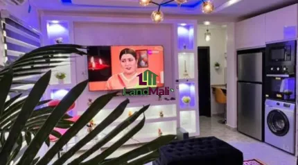 A FULLY FURNISHED MINI FLAT (A ROOM & PALOUR) IN AN ESTATE, @ 📍 Ilaje,Lagos . .mobile road