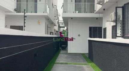 SALES ALERT* 4 Bedrooms Semi Detached duplex with BQ for sale