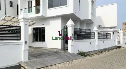 4 Bedroom Detached Duplex