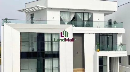 📍CHEVRON LEKKI | 5 BED | N900M Contemporary Designed 5 Bedroom Fully Detached Home with Elevator , CCTV cameras, Swimming pool, Gazebo, Outdoor  lounge , Gym, Roof Top Terrace , 4 Cars space , Bq for sale‼️‼️