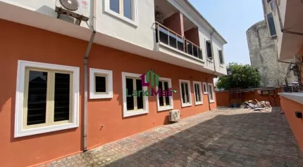 3 bedroom Semi-detached Duplex