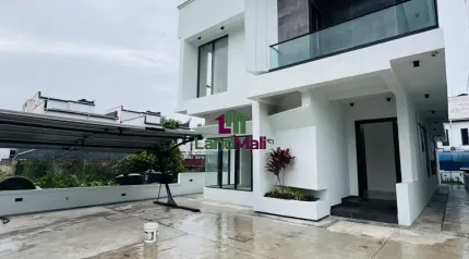 For Sale: 5 Bedroom Fully Detached Duplex and Bq with swimming pool 