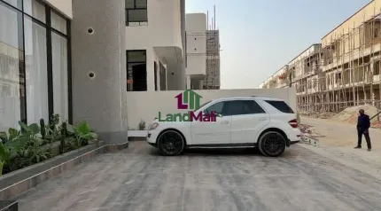 5 Bedroom Duplex For Sale 