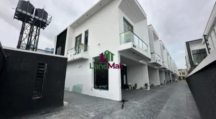 5 Bedroom Fully Detached Duplex 