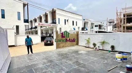 📍IKOTA LEKKI | 5 BED | N300M 5 Bedroom Fully Detached Duplex with Swimming Pool, BQ for sale‼️‼️