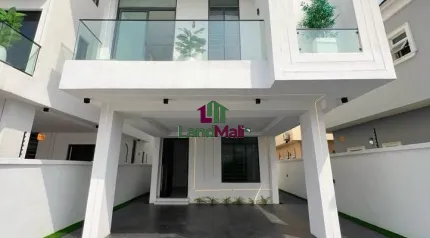 CHEVRON LEKKI | 6 BED | N500M 6 BEDROOM FULLY DETACHED HOME WITH INDOOR SWIMMING POOL , AMPLE PARKING SPACE, BQ FOR SALE‼️‼️