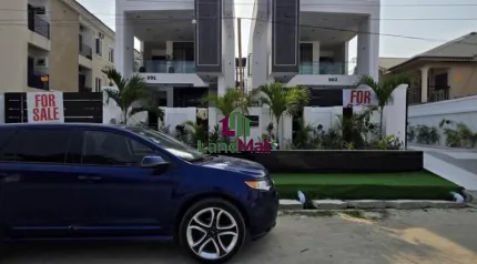 EXQUISITELY FINISHED LUXURY 5 BEDROOM FULLY DETACHED DUPLEX WITH ROOFTOP TERRACE,SWIMMING POOL, EQUIPPED GYM, SOUNDPROOF WINDOWS, PENT FLOOR KITCHENETTE AND BQ etc. Siting on 342sqm