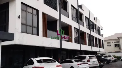 Front view property 