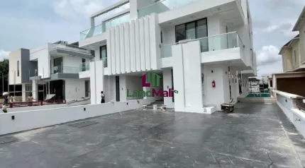 Front view of house and compound 