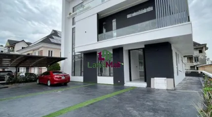 Front view of house and compound 