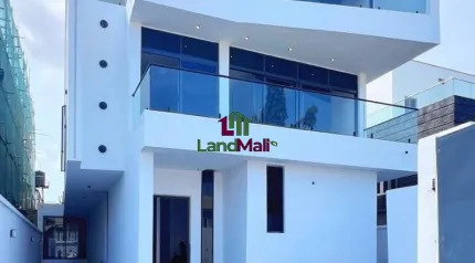 5 Bedroom Fully Detached Home With Swimming Pool, Cinema, Rooftop Terrace and Gym For SALE Located at Lekki Phase 1.
