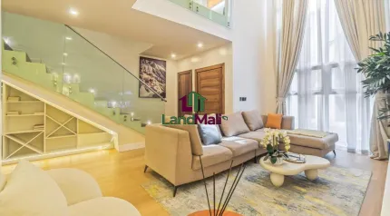 Luxurious 2 bedroom maisonette/ smart home with ps5