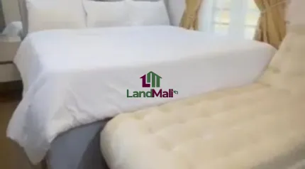 Fully serviced 3 bedroom flat Apartment