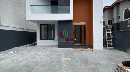 5 Bedroom Fully Detached Duplex With Boys Quarter Available For Sale and Located At Lekki Phase 1.