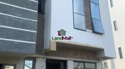 4 Fully Detached Duplex Suitable For Commerci Purposes And Residential Purposes Available For RENT and Located At Lekki Phase 1.