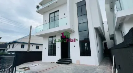 4 BED&BQ || 400 MILLION || IKOTA, LEKKI, LAGOS