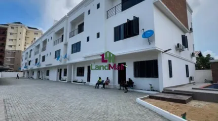 For Rent: Fully serviced 4 bedroom terrace duplex with Swimming pool & cinema