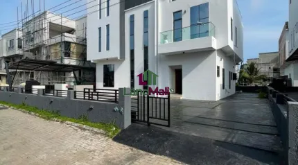 CONTEMPORARY 5BEDROOM FULLY DETACHED DUPLEX FOR SALE.