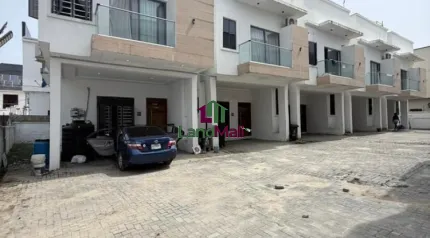 4Bedroom Terrace Duplex  Location: Ikota
