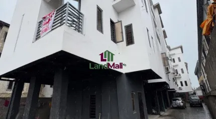 1 & 2 BEDROOM APARTMENT AVAILABLE Location: Ikate,Lagos