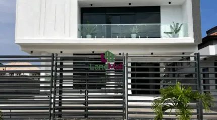 Magnificent 6 bedroom duplex with pool, cinema, elevator, bq & up to 6 cars parking