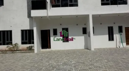 3 bedroom terrace duplex with bq