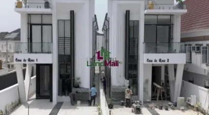 Majestically finished Luxurious and Spacious 5 Bedroom fully detached duplex with Bq for sale