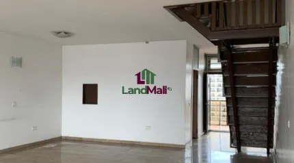 3bedroom maisonette on the 6th floor.
