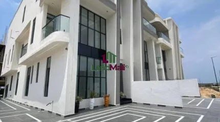 5-Bedroom Semi-Detached Duplex• Lekki Phase 1 • ₦700M