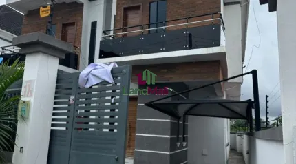 2units of 4bedroom semidetached duplex 
