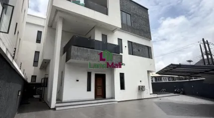 5 BEDROOM FULLY DETACHED DUPLEX WITH BQ