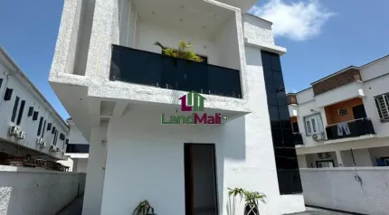 EXQUISITELY FINISHED LUXURY 4 BEDROOM FULLY DETACHED DUPLEX WITH  BQ