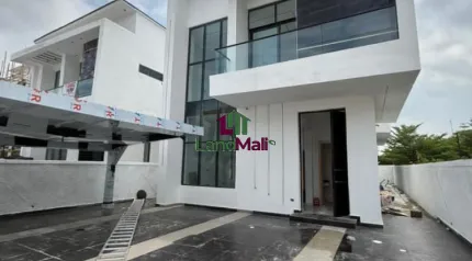 Newly Built 5 Bedroom Detached Duplexes for Sale