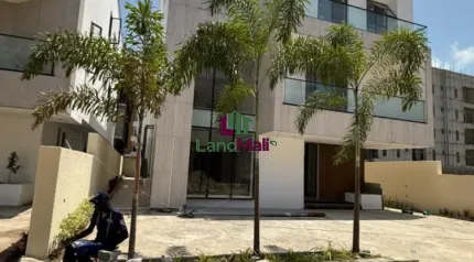 Luxury 6 Bedroom Fully Detached Duplex with Pool and Cinema