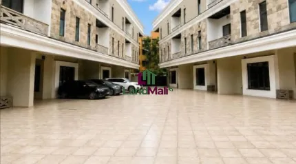 FOR SALE: A LUXURIOUS 5 BEDROOM TERRACE•
