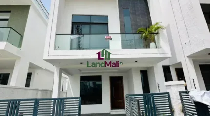 BED || 14 MILLION || IKOTA, LEKKI, LAGOS.