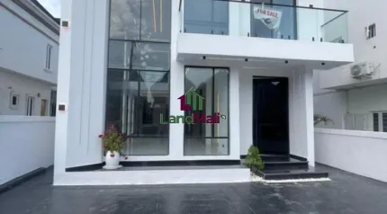 LUXURY 5BEDROOM FULLY DETACHED DUPLEX FOR SALE.