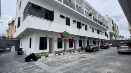 2 BEDROOM APARTMENT  📍 Location: Ikate, Lekki, Lagos l