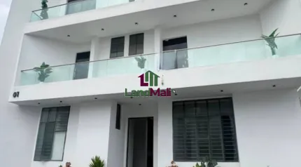 FOR SALE :LUXURY BUILT 6BEDROOM FULLY DETACHED DUPLEX WITH POOL AND CINEMA GYM