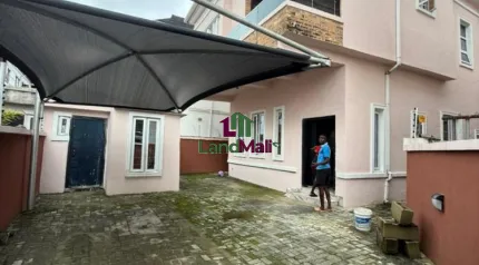 4  TERRACE  DUPLEX AVAILABLE FOR RENT