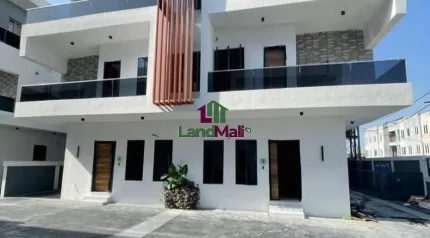 Luxury 5-Bedroom Semi-Detached Home with BQ --