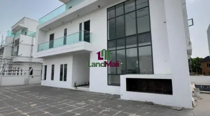 5 BED&BQ || 550 MILLION ||  AJAH , LEKKI LAGOS