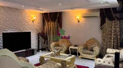 5 bedroom fully detached duplex with BQ and security post all rooms ensuite, comes with inverter and generator.