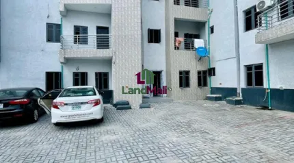 2 Bedroom Apartment on the ground floor with an open plan Kitchen.