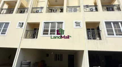 2 bedroom apartment  Available for rent 