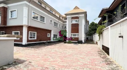 4 UNITS OF 3 BEDROOM FLAT WITH BQ