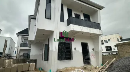 5 bedroom Fully detached duplex with BQ,