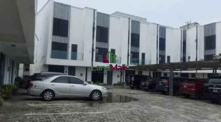 4bedroom terrace duplex with bq