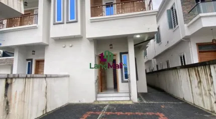4 bedroom semi-detached duplex
